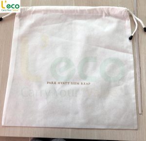 BAG WITH EXTRACTION LINE