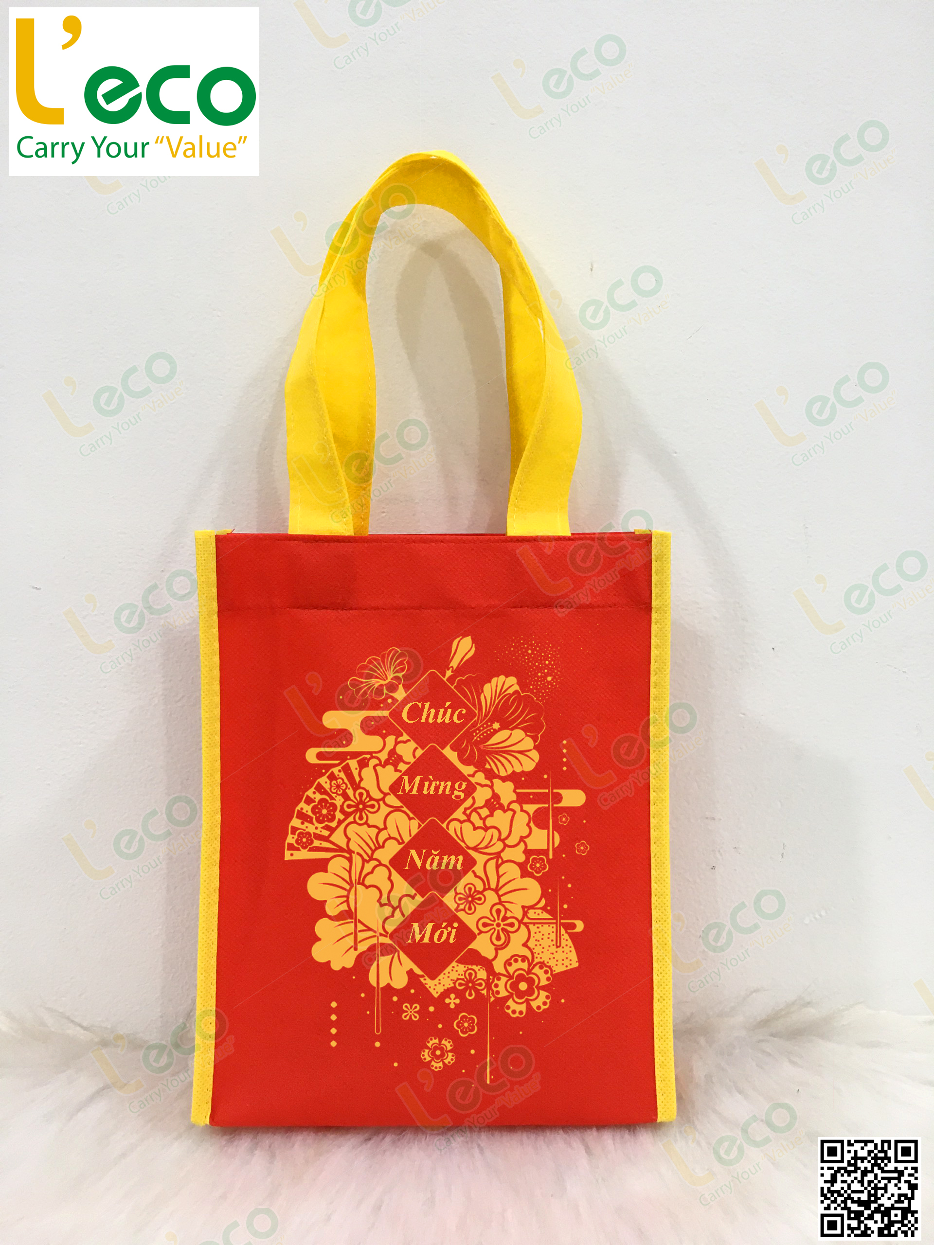 Tet gift bag with logo printed