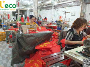 Factory sewing cheap 2024 Tet calendar bags in Ho Chi Minh City